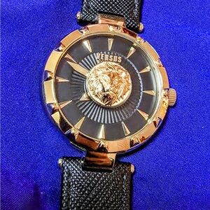 Versus Versace Sertie 36mm Gold Tone Women's Watch (VSPQ15721) NWOT